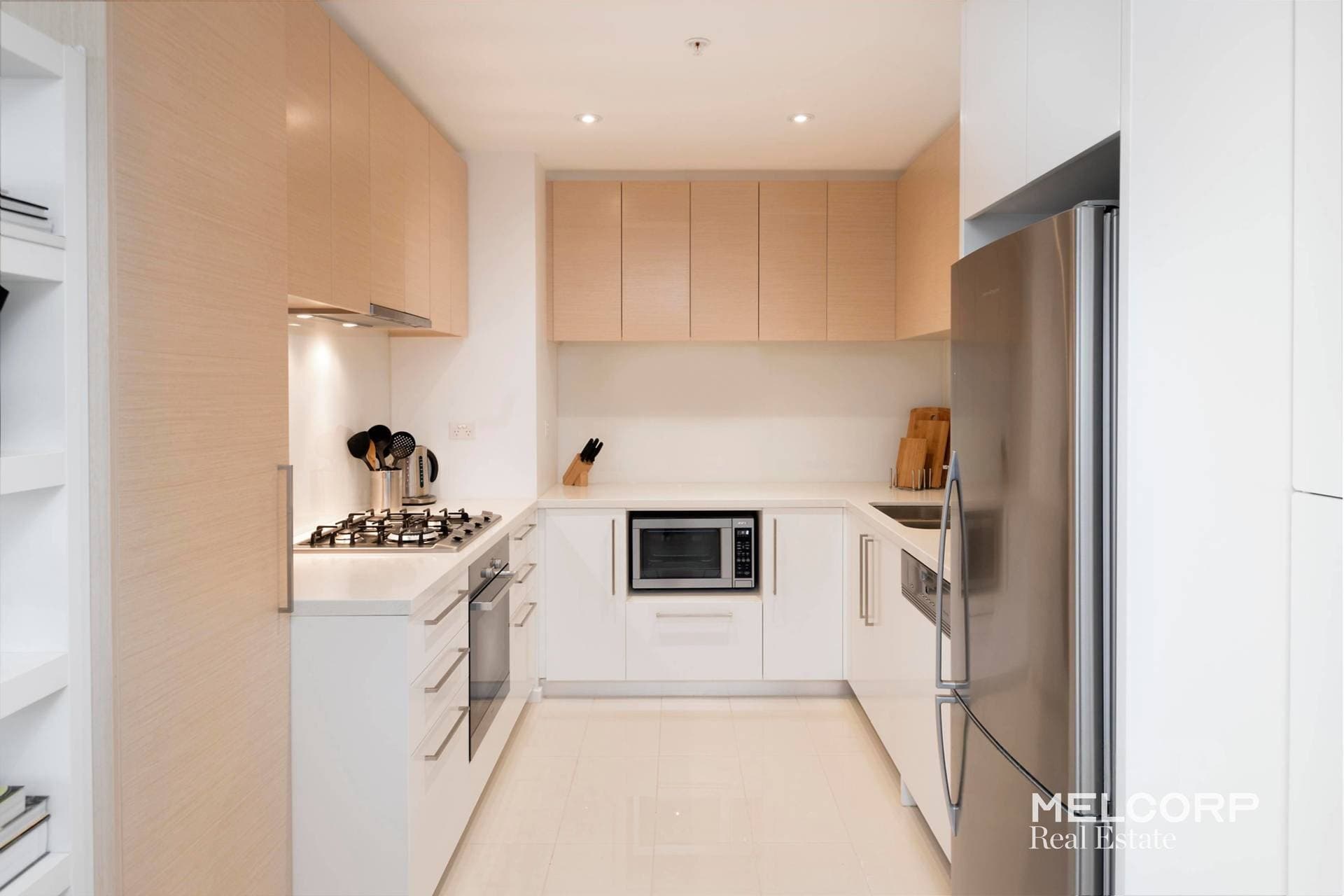 2504/9 Power Street, Southbank, VIC 3006, Southbank - Thumbnail 2