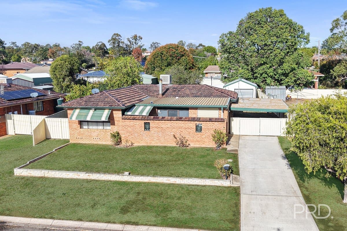 9 Harrier Parade, TAMWORTH NSW 2340, Tamworth - Image 1