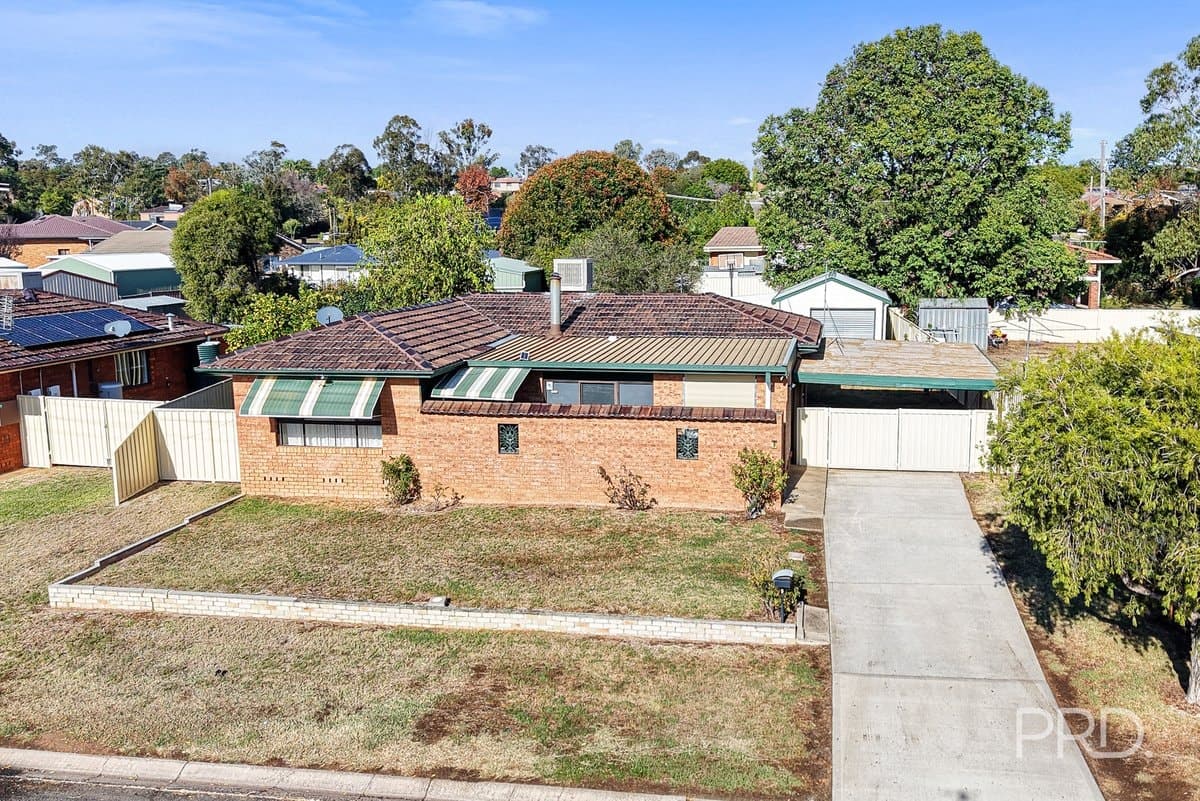 9 Harrier Parade, TAMWORTH NSW 2340, Tamworth - Thumbnail 2