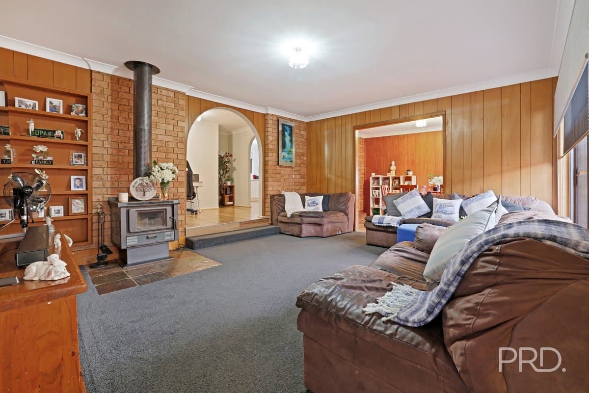 9 Harrier Parade, TAMWORTH NSW 2340, Tamworth - Thumbnail 6