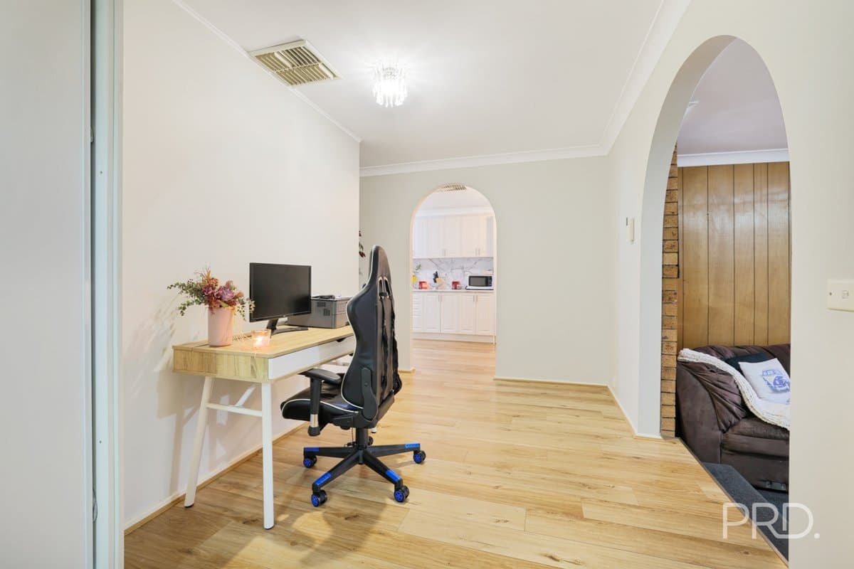 9 Harrier Parade, TAMWORTH NSW 2340, Tamworth - Thumbnail 8