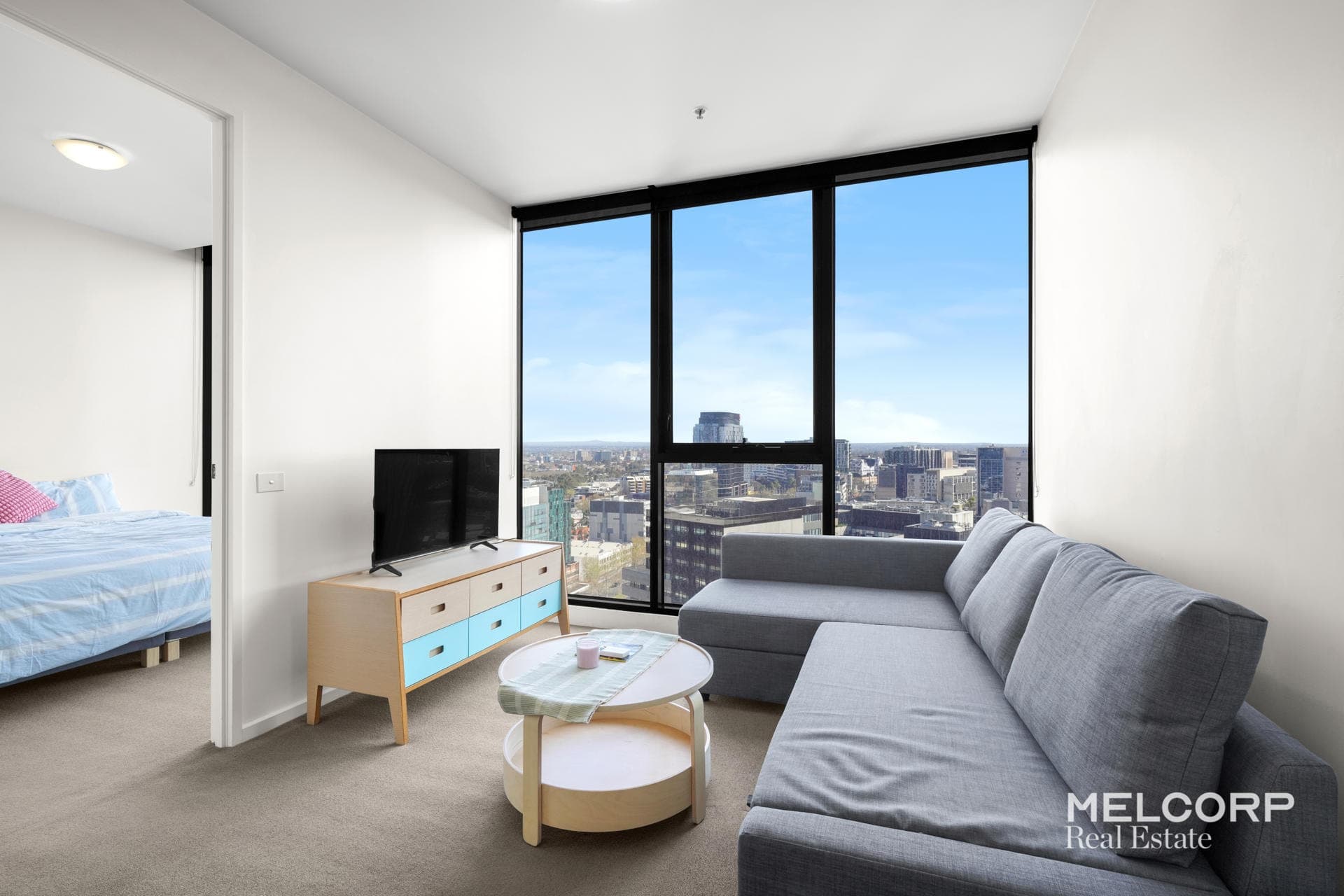 2004/25 Therry Street, Melbourne, VIC 3000, Melbourne - Thumbnail 2