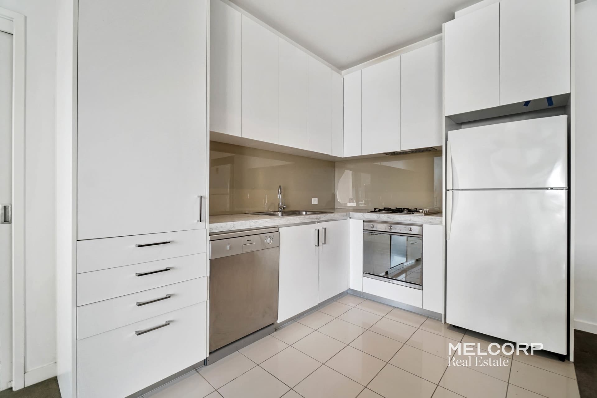 806/483 Swanston Street, Melbourne, VIC 3000, Melbourne - Thumbnail 2