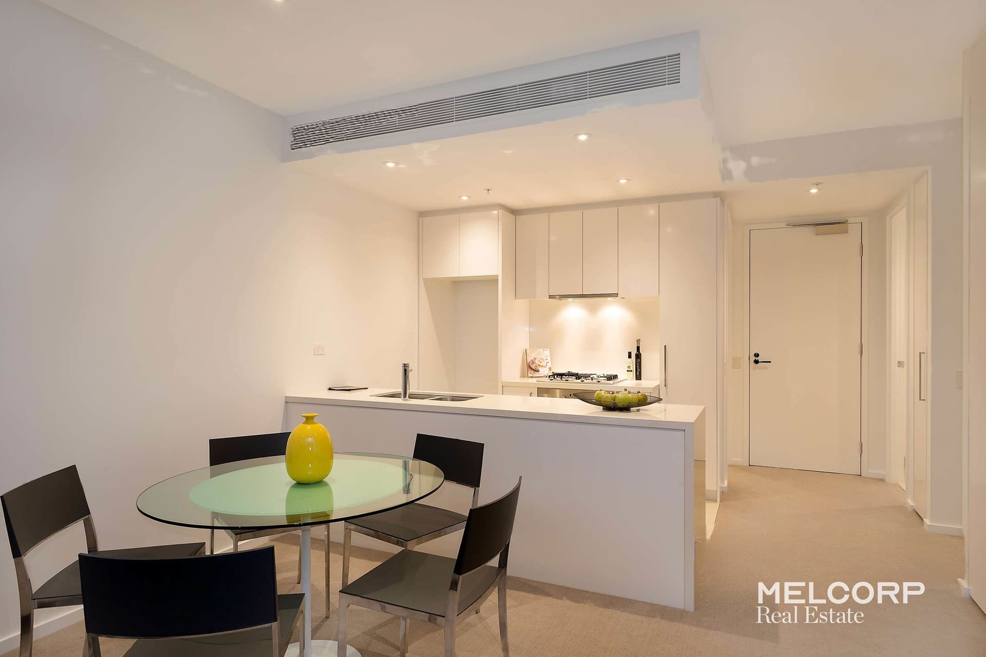 2502/9 Power Street, Southbank, VIC 3006, Southbank - Thumbnail 3