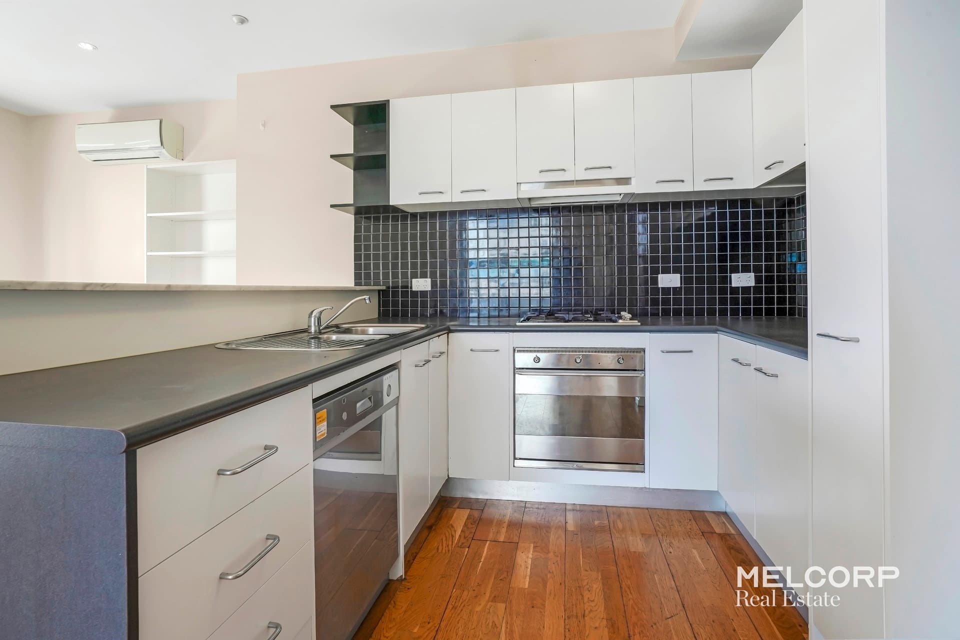 1302/87 Franklin Street, Melbourne, VIC 3000, Melbourne - Thumbnail 8