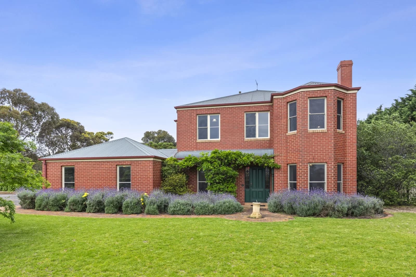 6-8 Charlemont Court, Ocean Grove - Image 1