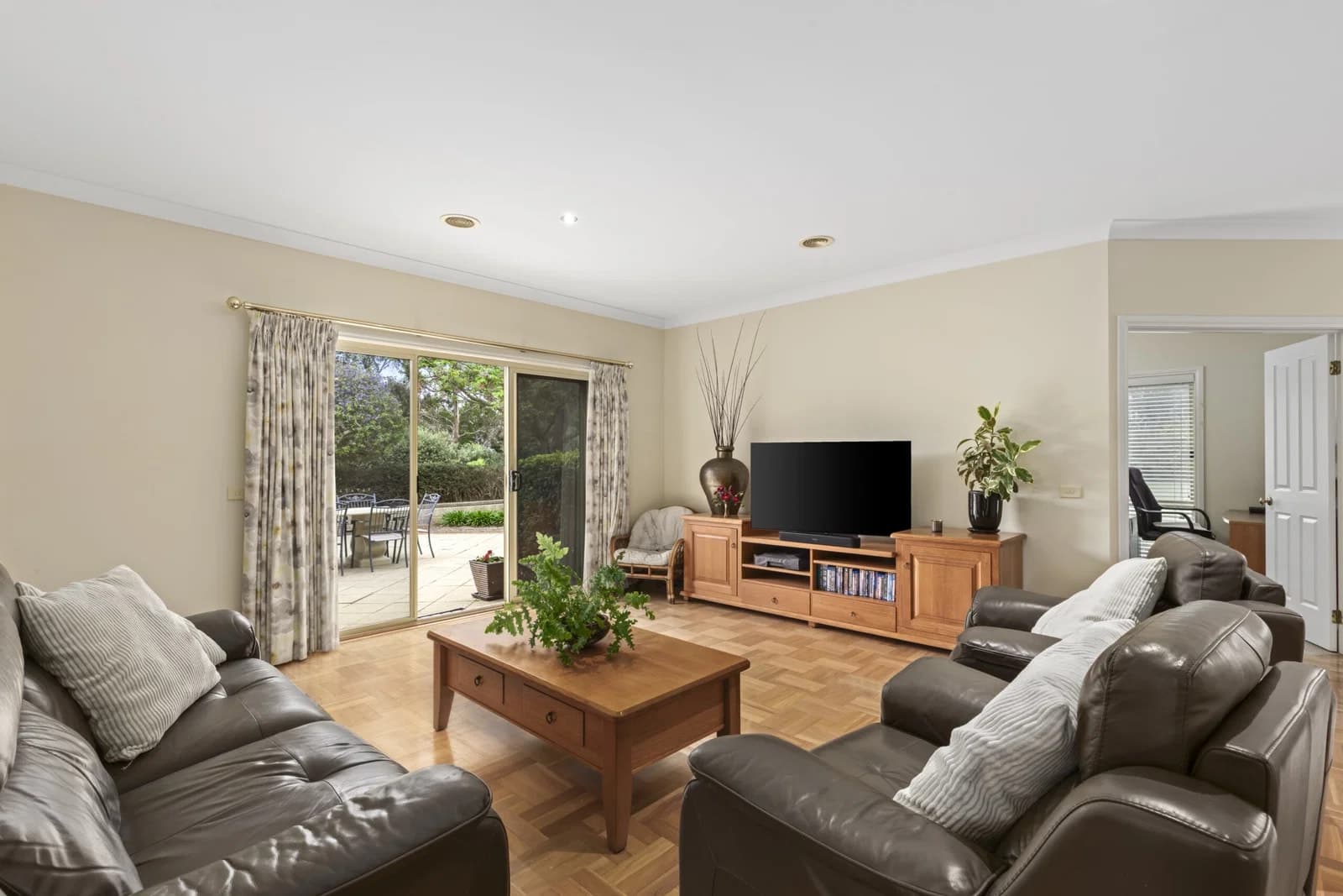 6-8 Charlemont Court, Ocean Grove - Thumbnail 5