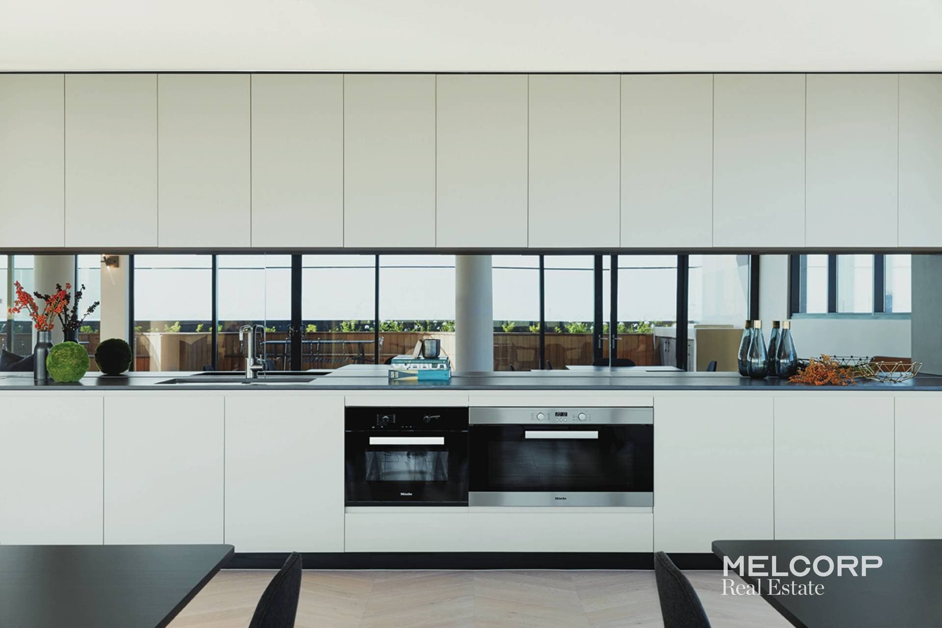 902/151 Berkeley Street, Melbourne, VIC 3000, Melbourne - Thumbnail 4