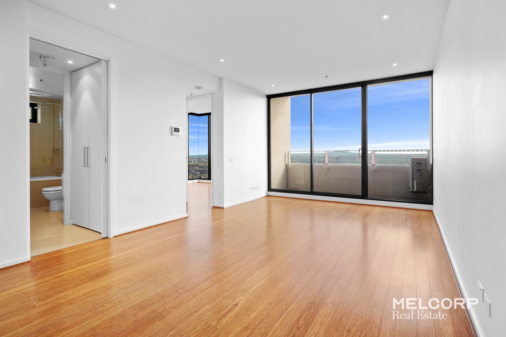 3701/27 Therry Street, Melbourne, VIC 3000, Melbourne - Thumbnail 3