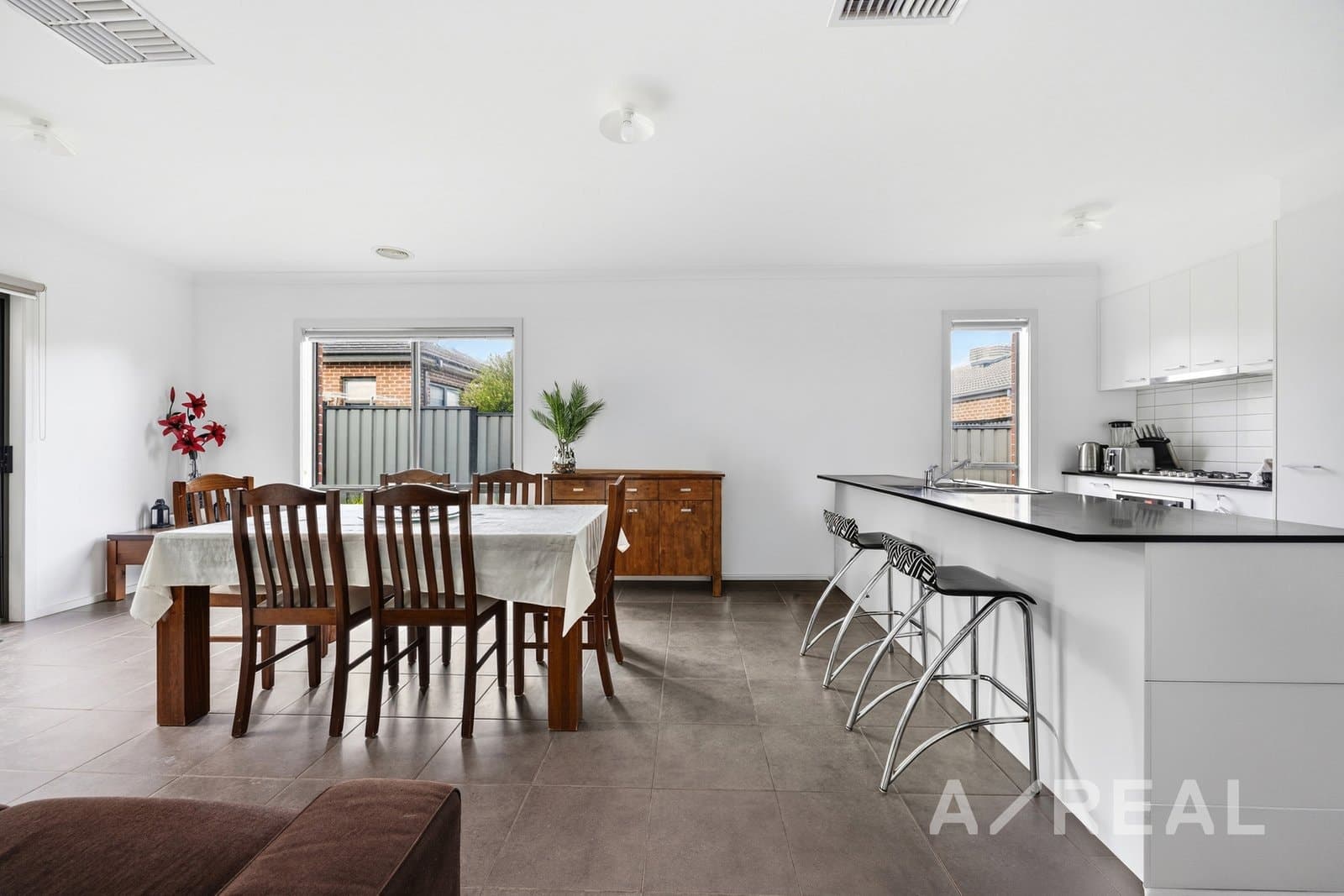 92 Langdon Drive, Mernda VIC 3754, Mernda - Thumbnail 6