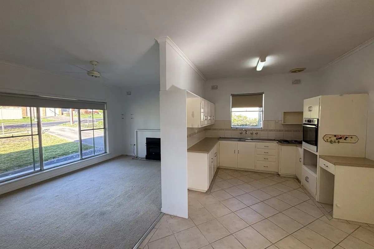 13 Attiwill Street, Naracoorte, SA, 5271, Naracoorte - Thumbnail 3