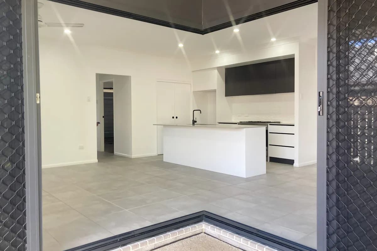 32 Phelps Circuit, Kirkwood - Thumbnail 4