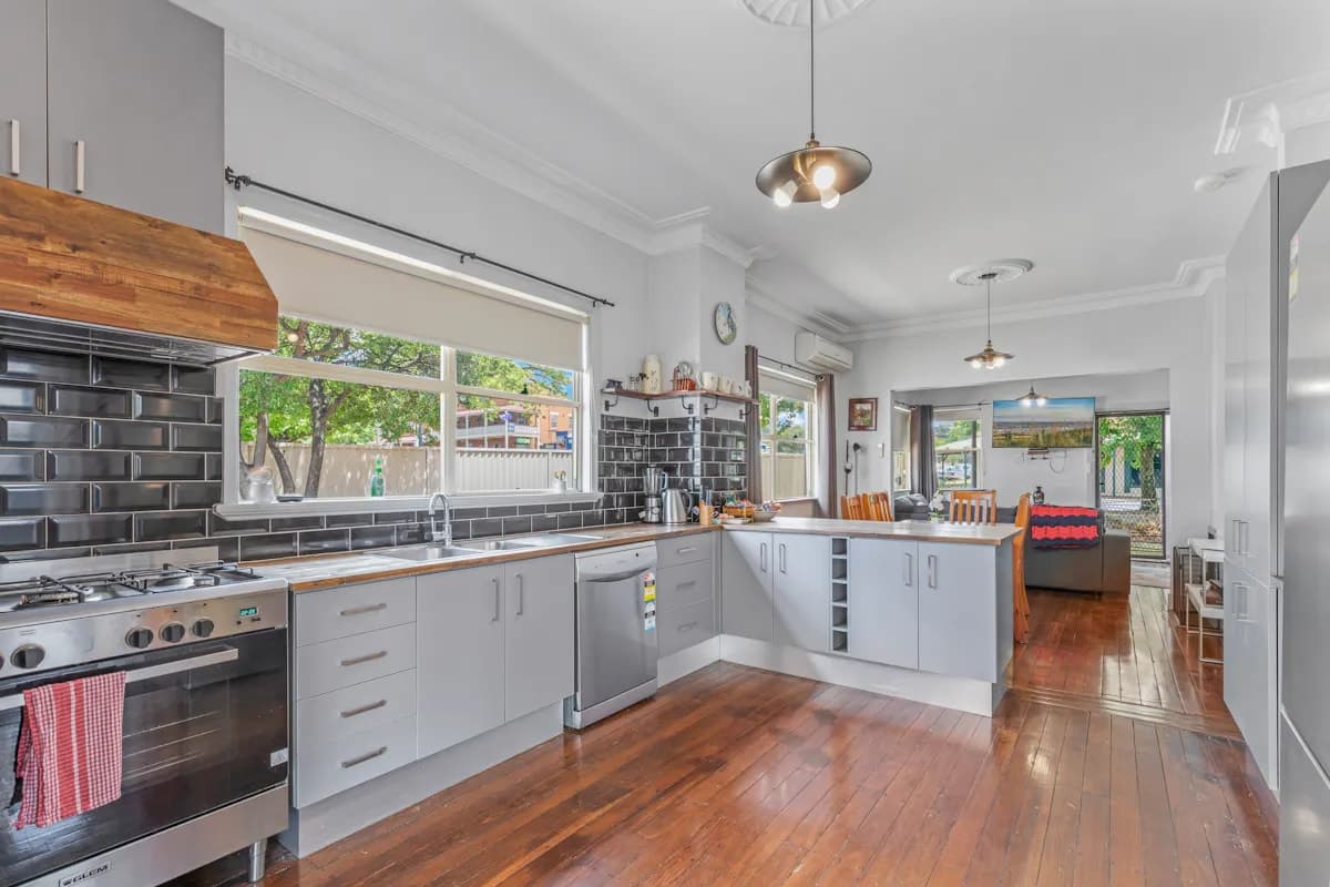 154 Havannah Street, Bathurst, NSW, 2795, Bathurst - Thumbnail 3