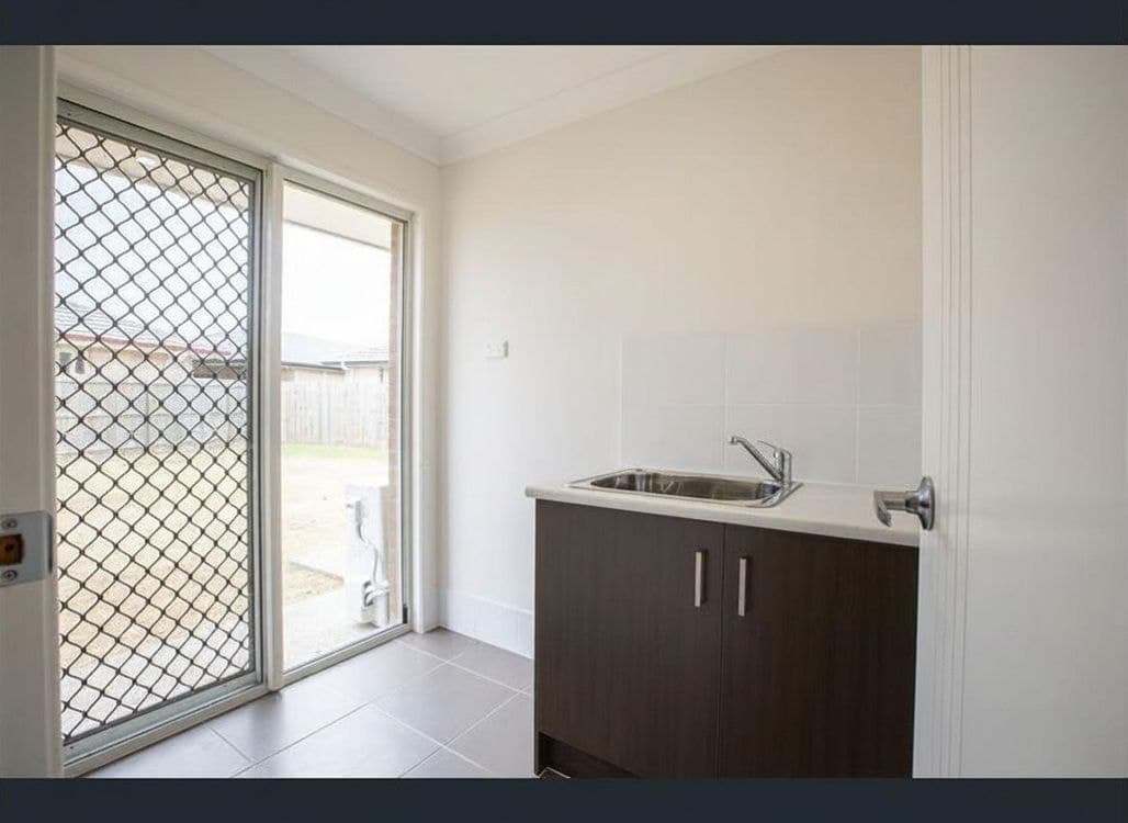 6 Latham Street, YARRABILBA, QLD 4207, Yarrabilba - Thumbnail 7