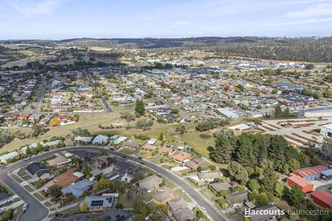 24 Belgrave Parade, YOUNGTOWN, TAS 7249, Youngtown - Image 1