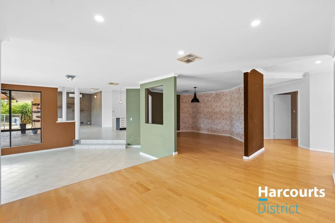 53 Star Bush Crescent, ELLENBROOK, WA 6069, Ellenbrook - Thumbnail 3