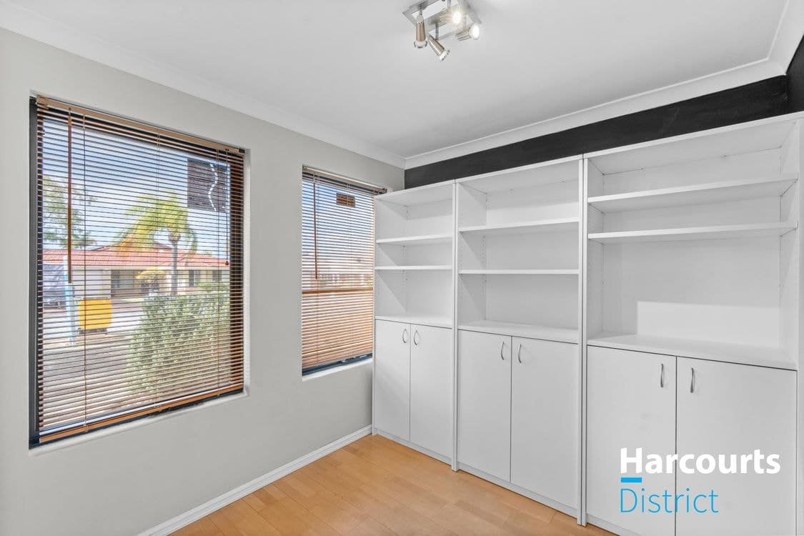 53 Star Bush Crescent, ELLENBROOK, WA 6069, Ellenbrook - Thumbnail 4