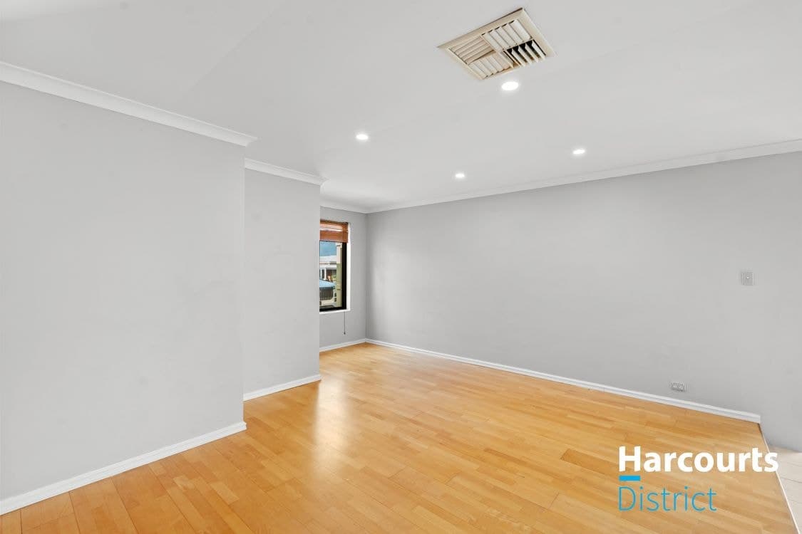 53 Star Bush Crescent, ELLENBROOK, WA 6069, Ellenbrook - Thumbnail 5