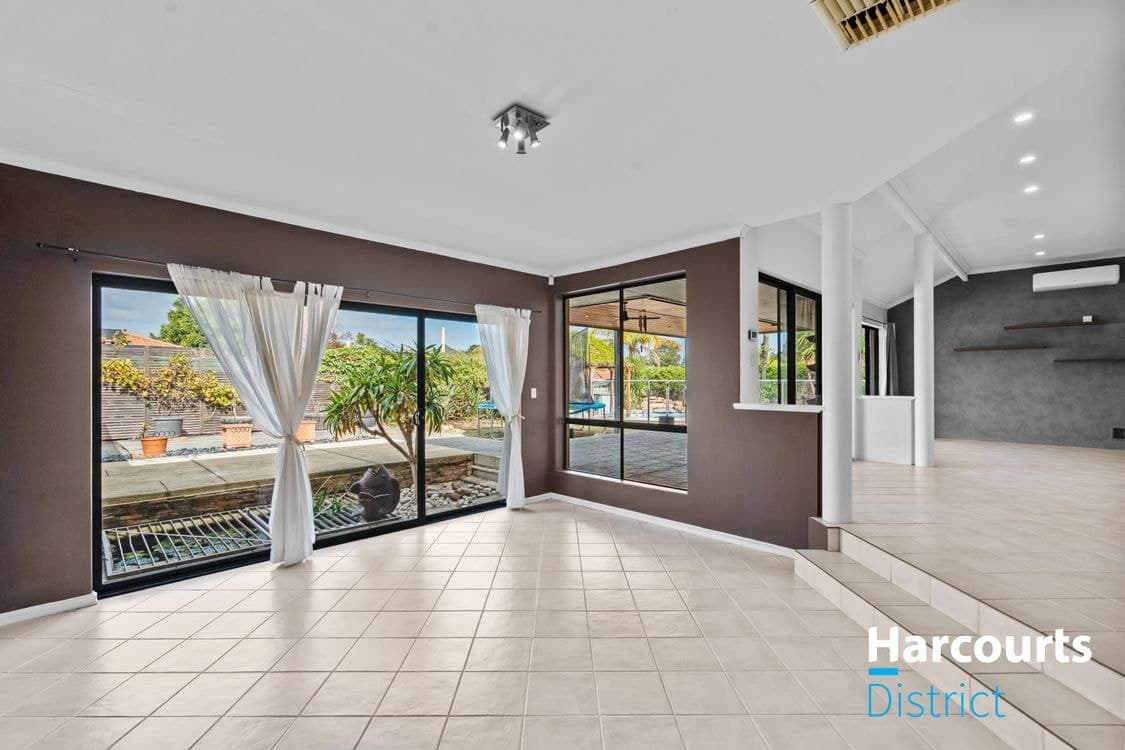 53 Star Bush Crescent, ELLENBROOK, WA 6069, Ellenbrook - Thumbnail 8