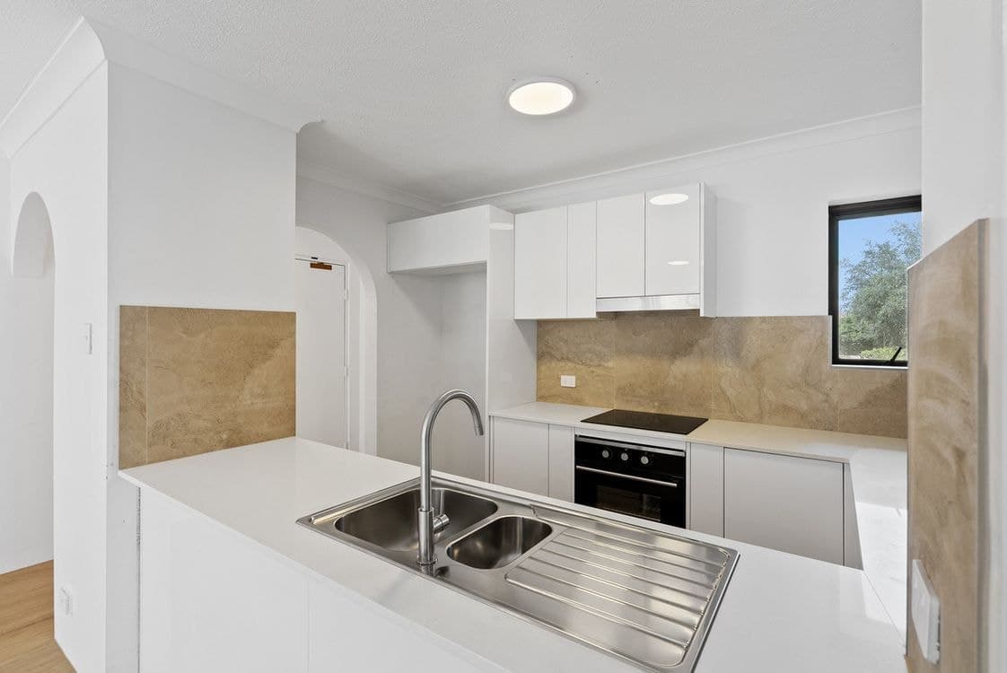 3/29 Imperial Parade, Labrador, QLD 4215, Labrador - Thumbnail 2