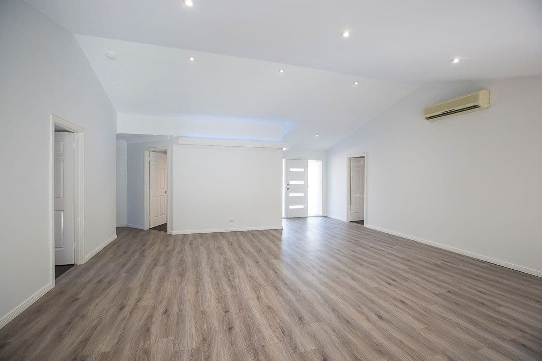 32 Ballybunion Drive, PARKWOOD, QLD 4214, Parkwood - Thumbnail 4