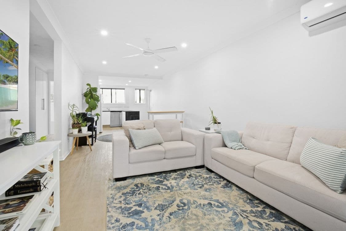9/6 Genoa Street, Surfers Paradise, QLD 4217, Surfers Paradise - Image 1
