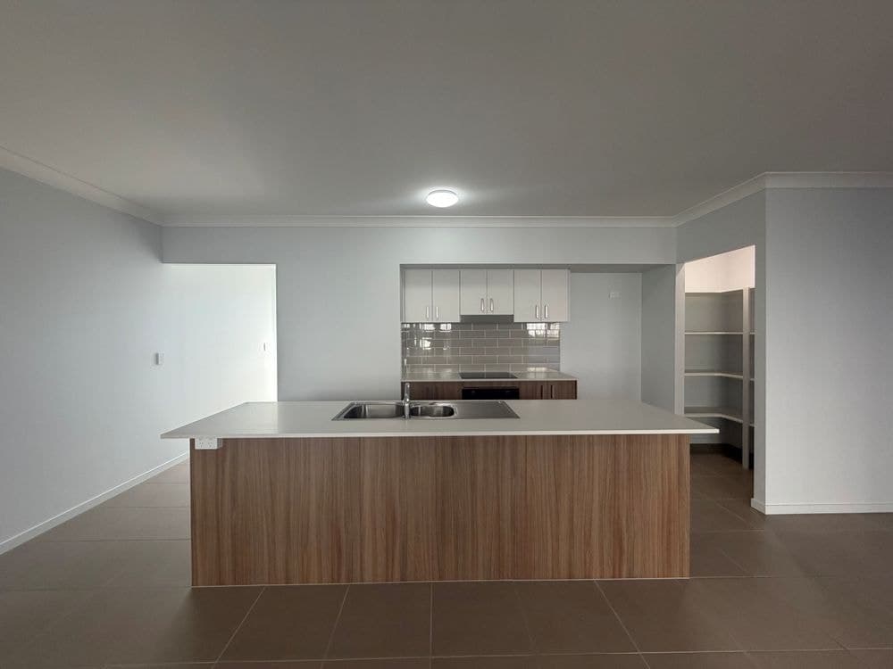 2/5 Soapbush Court, PALMWOODS, QLD 4555, Palmwoods - Image 1