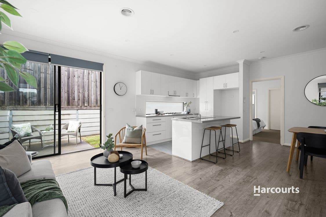 5 Butina Crescent, Pakenham, VIC 3810, Pakenham - Thumbnail 3