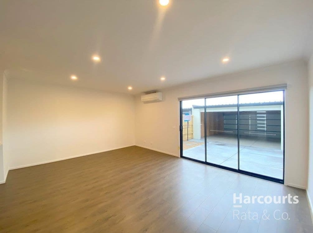 11 Meroo Walk, Wollert, VIC 3750, Wollert - Thumbnail 4