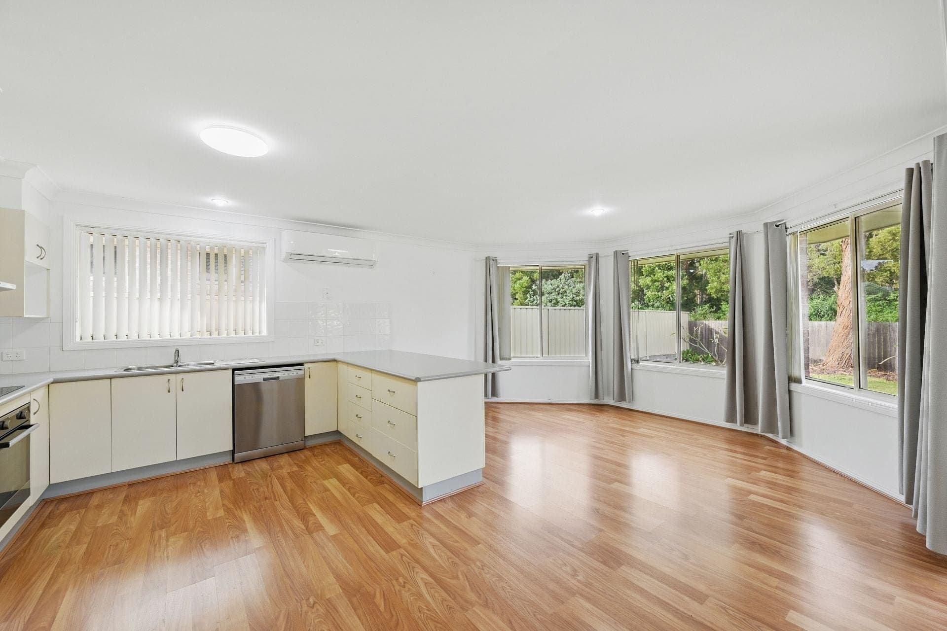 7 Macleay Place Port Macquarie NSW, Port Macquarie - Thumbnail 3