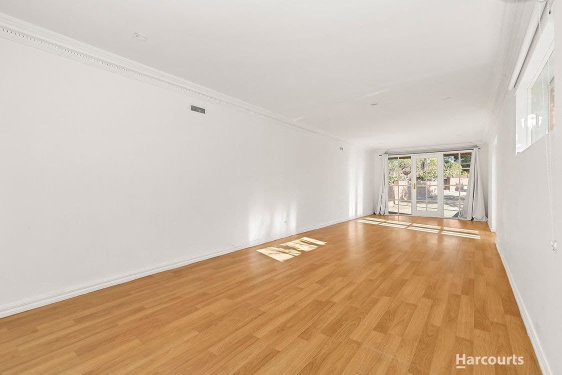 6 Howitt Drive, TEMPLESTOWE LOWER, VIC 3107, Templestowe Lower - Thumbnail 5