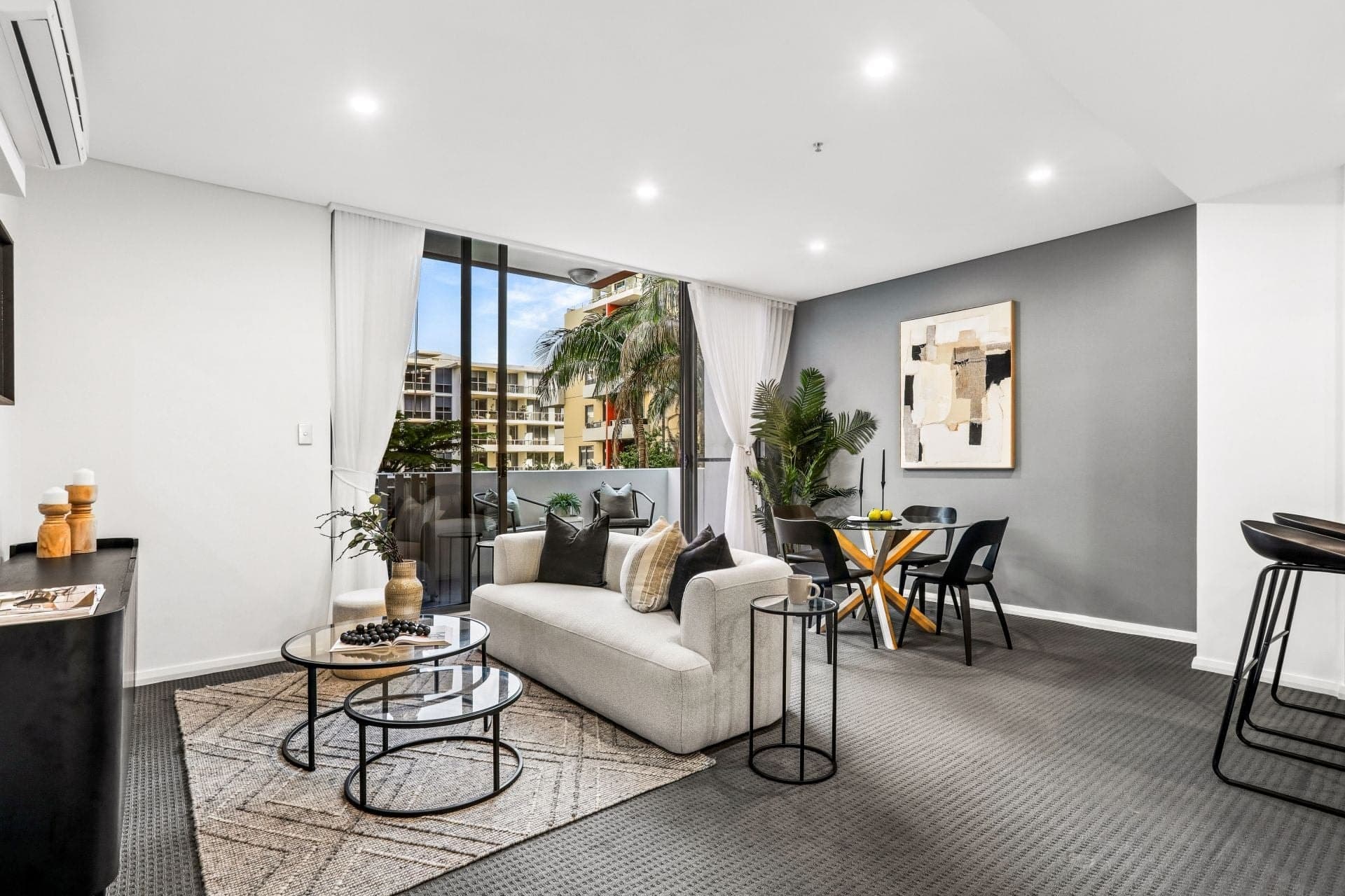 544/7 Crescent Street, Waterloo, Waterloo - Thumbnail 2