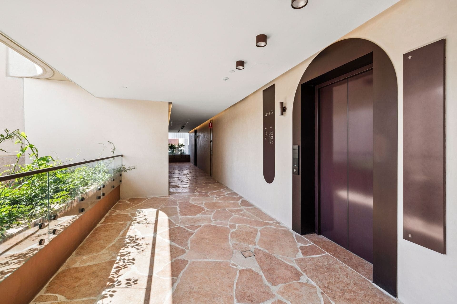 B214/81 Wellington Street, Bondi Beach, Bondi Beach - Thumbnail 6