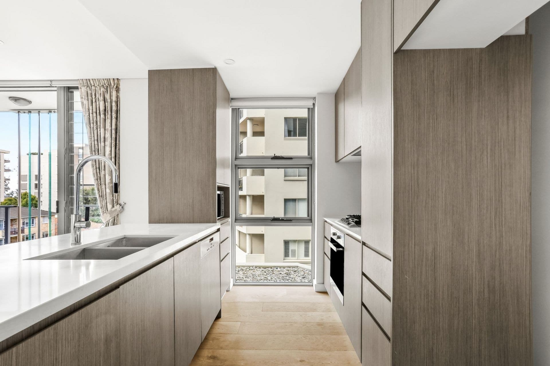 402/33 Waverley Street, Bondi Junction, Bondi Junction - Thumbnail 3