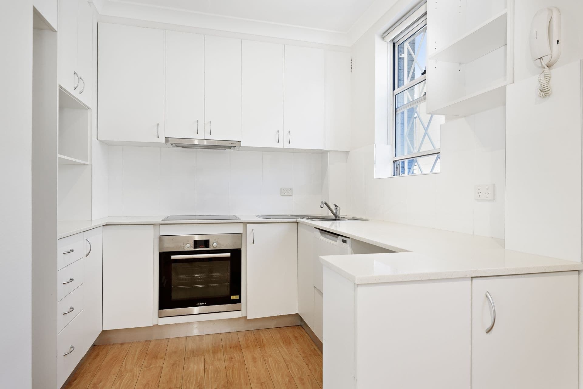 5/4 South Street, Edgecliff, Edgecliff - Thumbnail 3