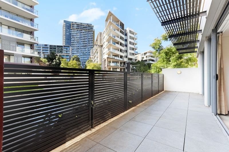 101/16 Shoreline Drive, Rhodes, Rhodes - Image 1