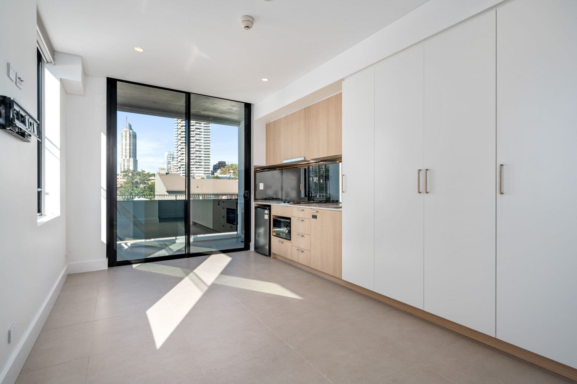 524/89 Crown Street, Darlinghurst, Darlinghurst - Thumbnail 3