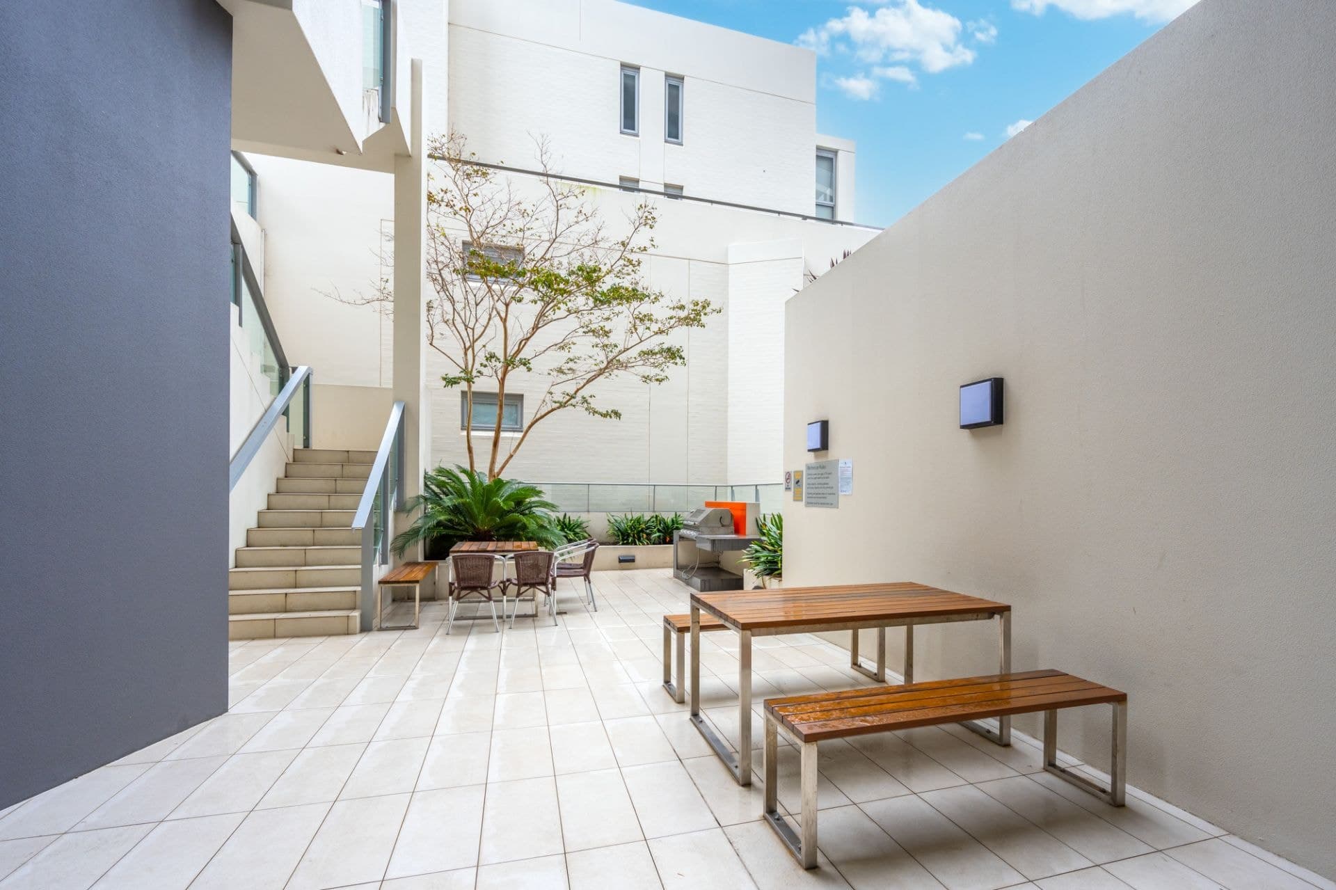 302/1 Cambridge Lane, Chatswood, Chatswood - Image 1