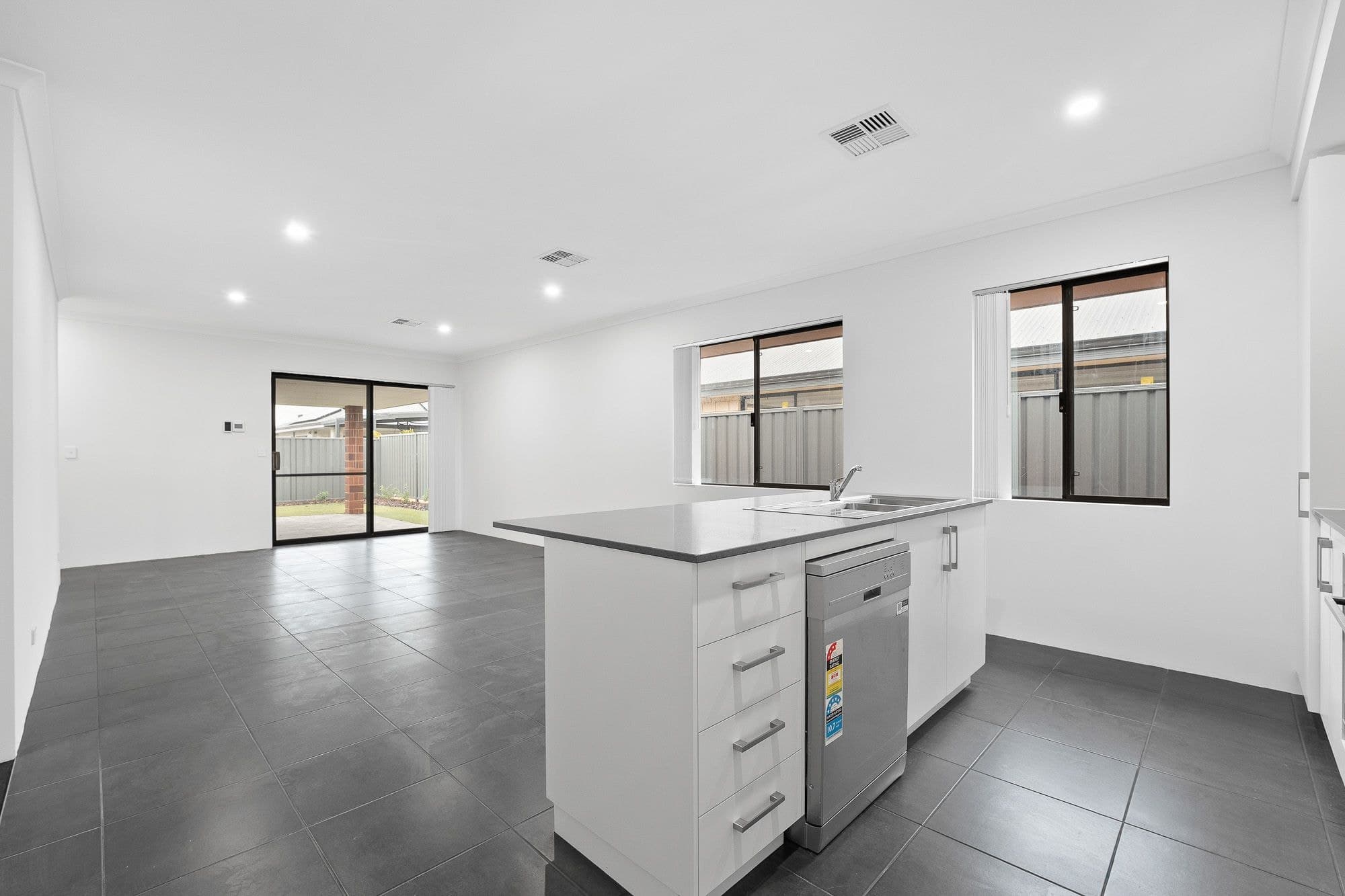 12 Omega Grange, Baldivis WA 6171, Baldivis - Thumbnail 5
