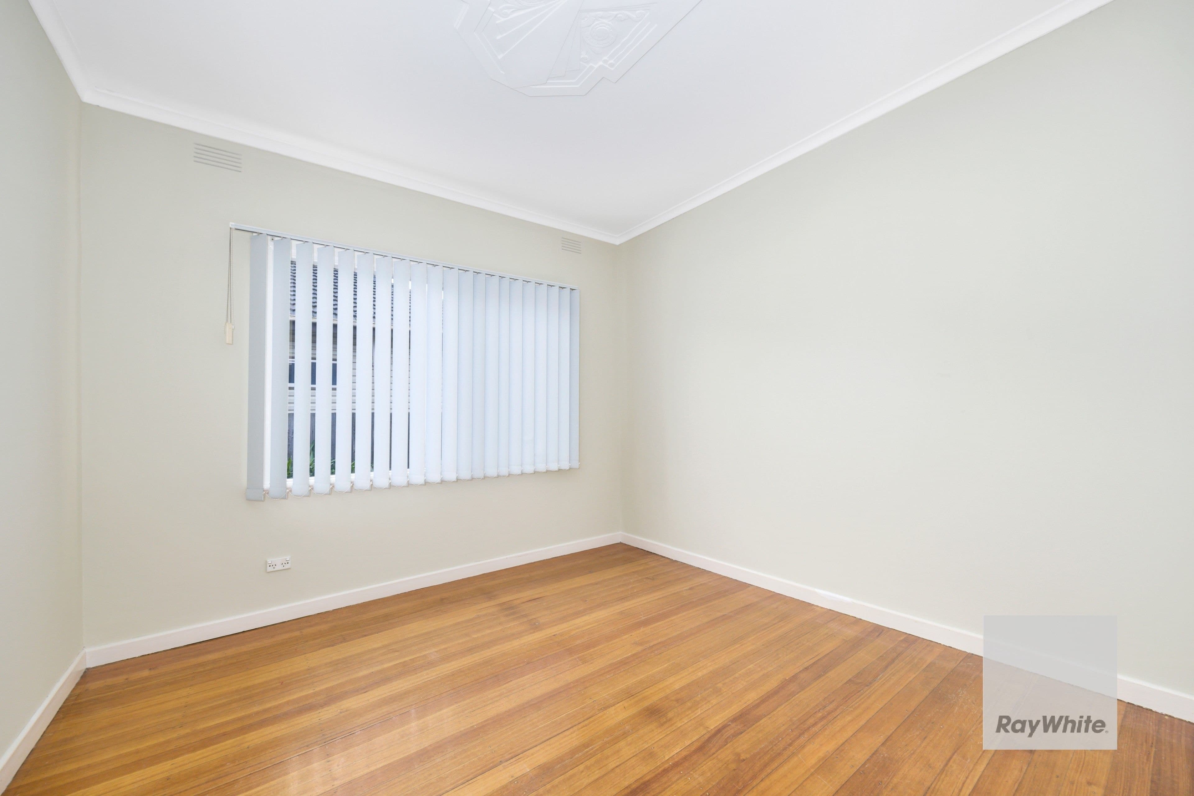 1/38 Pennell Avenue, St Albans VIC 3021, St Albans - Thumbnail 3