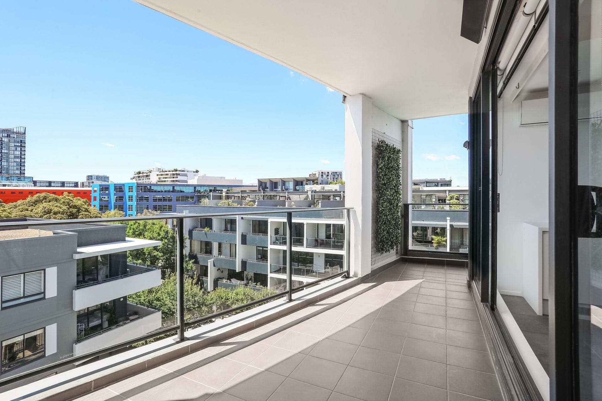 601F/3-11 Hunter Street, Waterloo, Waterloo - Thumbnail 2