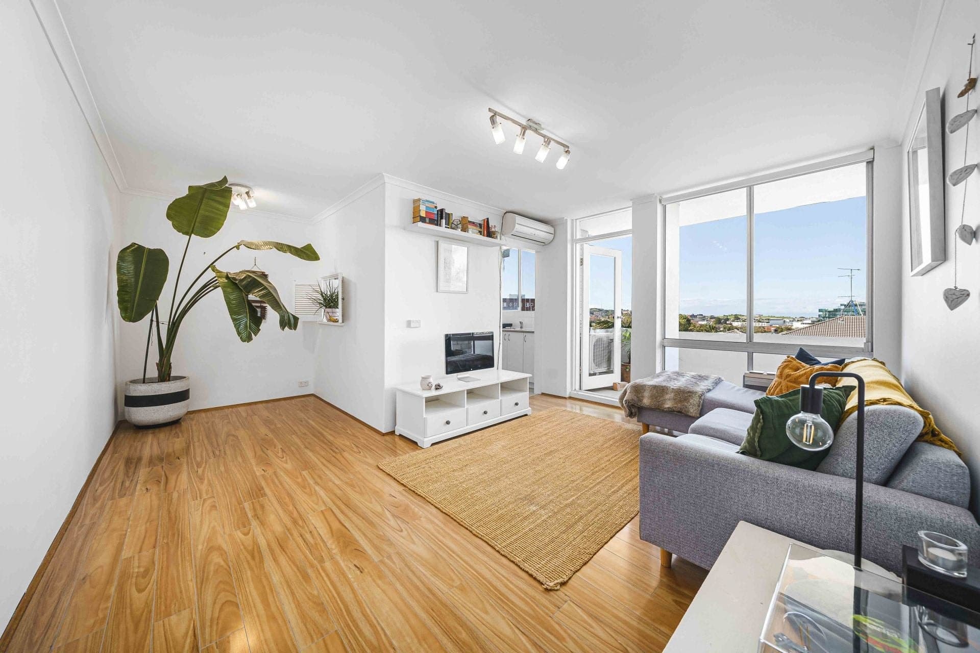 11/38 O'Brien Street, Bondi Beach, Bondi Beach - Thumbnail 2