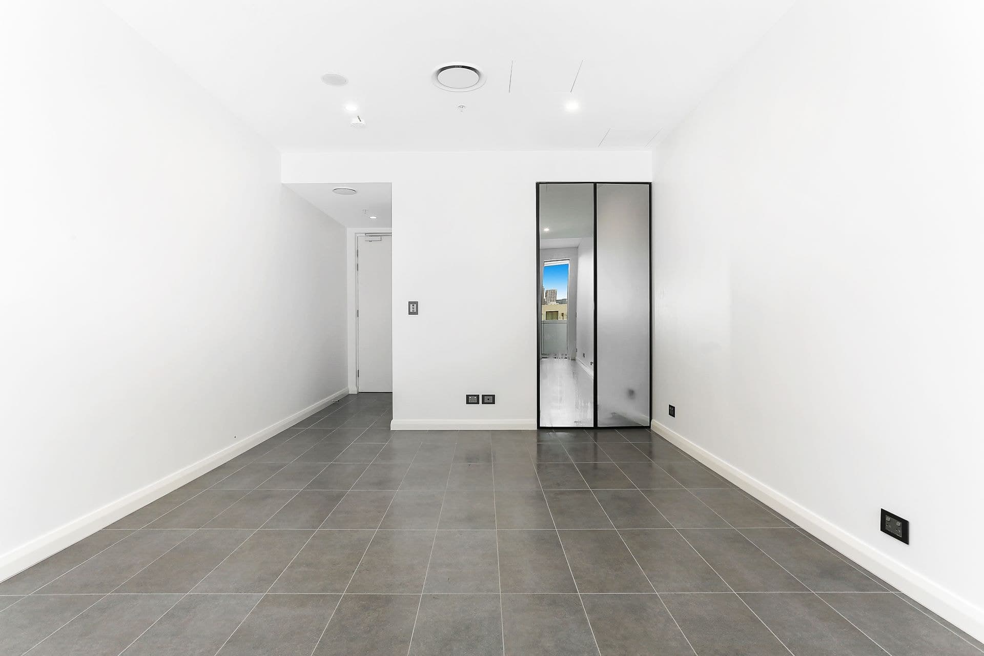 403/1 Lawson Square, Redfern, Redfern - Thumbnail 4