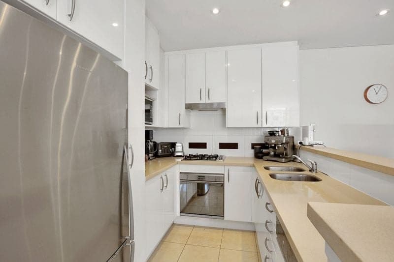 304/6 Lachlan Street, Waterloo, Waterloo - Thumbnail 2