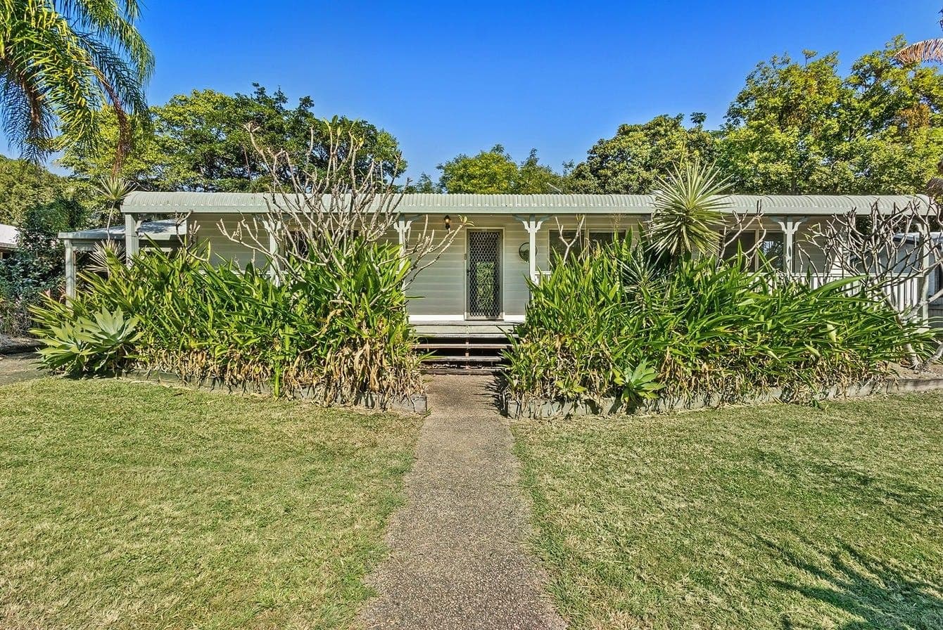 6 Jones Road, Cannonvale QLD 4802, Cannonvale - Thumbnail 2