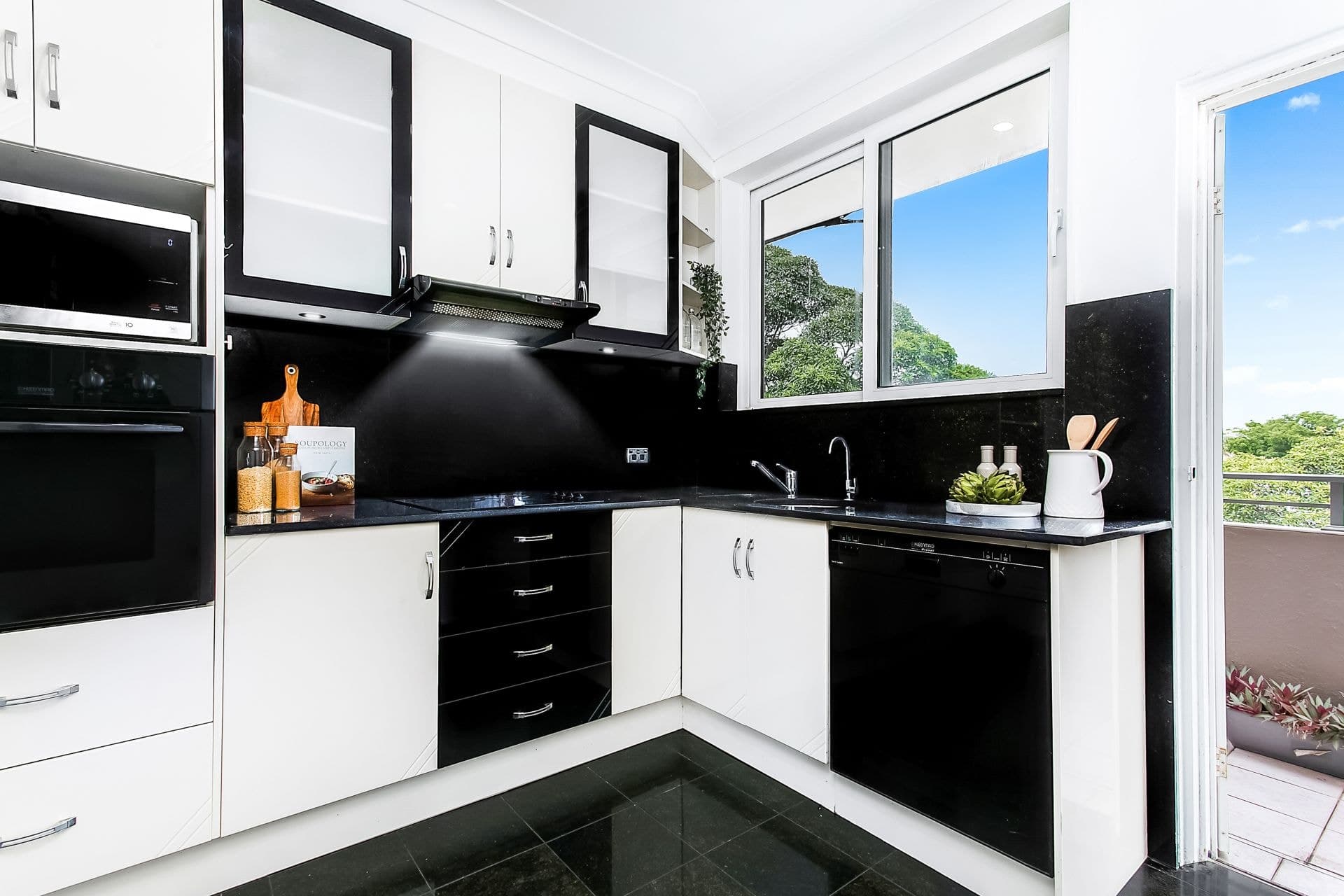 7/18-20 Chaleyer Street, Rose Bay, Rose Bay - Thumbnail 3