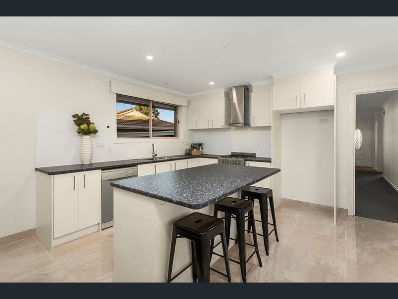 19 Bowman Drive, Mill Park VIC 3082, Mill Park - Thumbnail 4