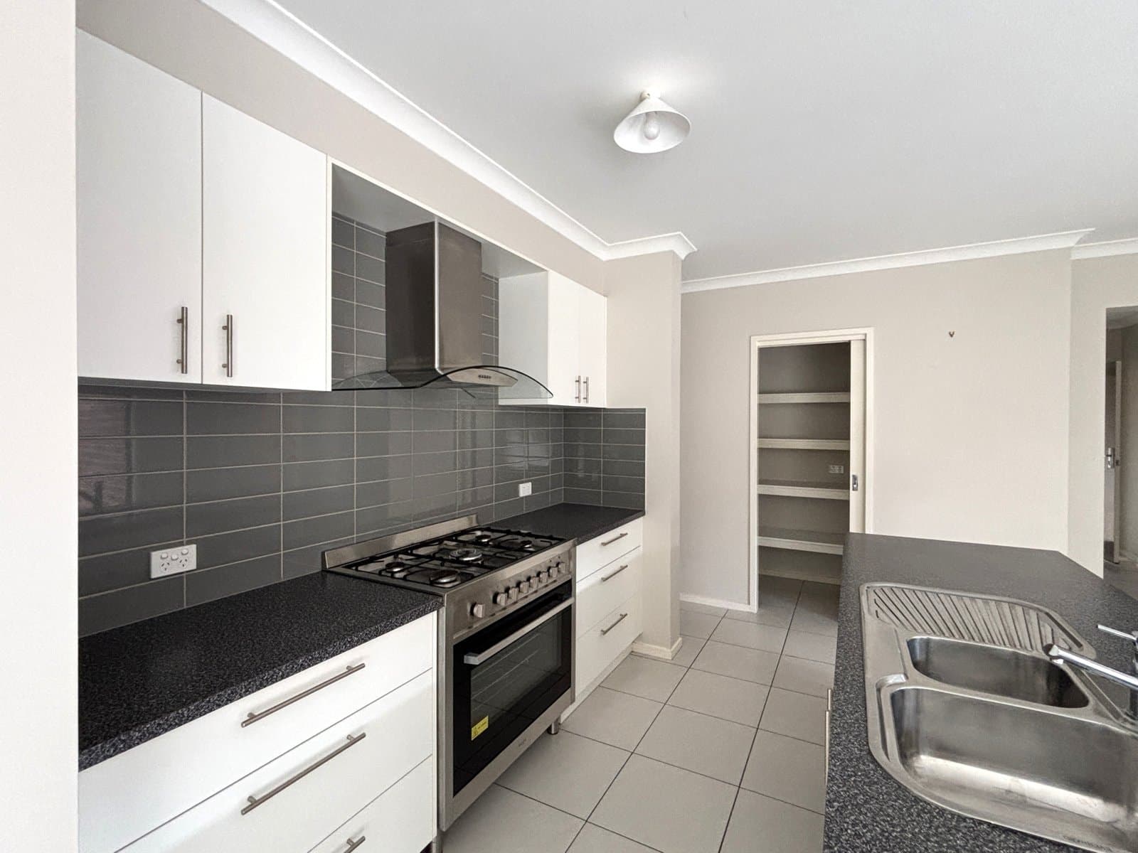 15 Portrush Loop, ARMSTRONG CREEK, Armstrong Creek - Thumbnail 6