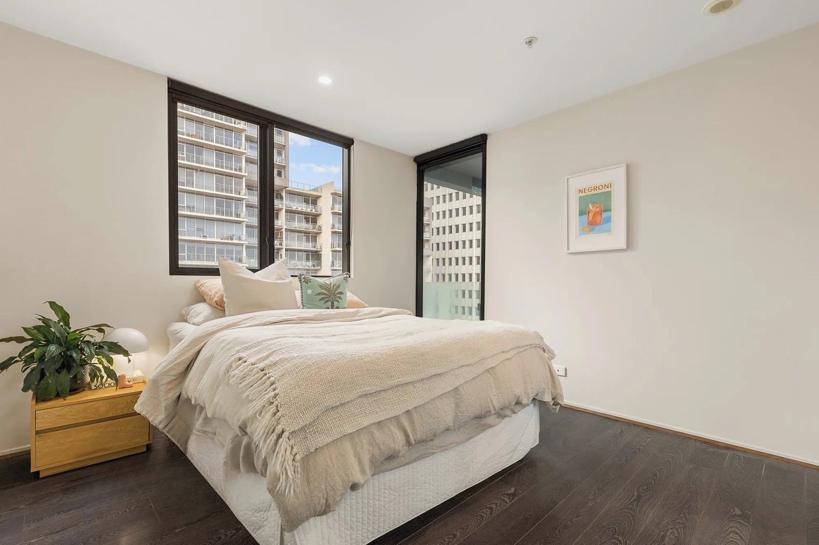 707/83 Queens Road, Melbourne, Melbourne - Thumbnail 5