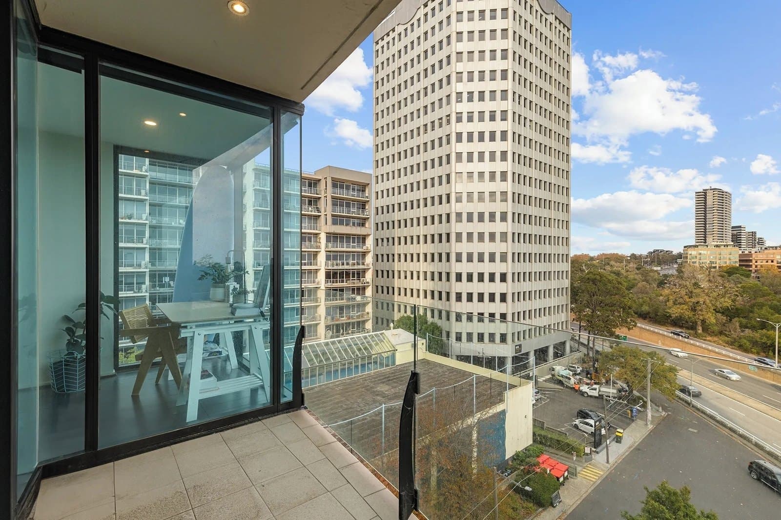 707/83 Queens Road, Melbourne, Melbourne - Thumbnail 7